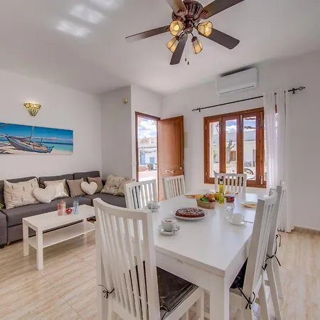 Ideal Retreat For 4 Guests In Picafort * Can Picafort (Mallorca)