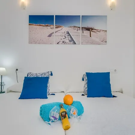 Ideal Retreat For 4 Guests In Picafort