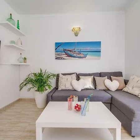 Ideal Retreat For 4 Guests In Picafort Holiday home