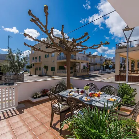 Ideal Retreat For 4 Guests In Picafort Holiday home